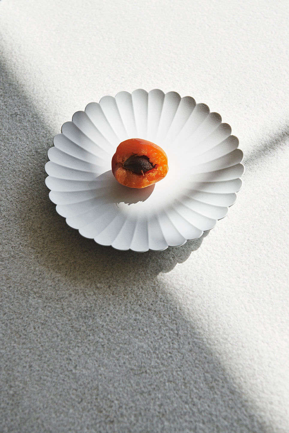 1616 / arita japan イチロクイチロクアリタ TY Palace Plate パレスプレート グレー 食器 柳原照弘デザイン 百田陶園 有田焼 磁器 おしゃれ 皿