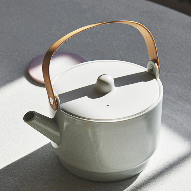 1616 / arita japan Ichiroku Ichiroku Arita S&B Tea Pot White Teapot White Tableware Designed by Teruhiro Yanagihara Hyakuta Touen Arita ware Porcelain