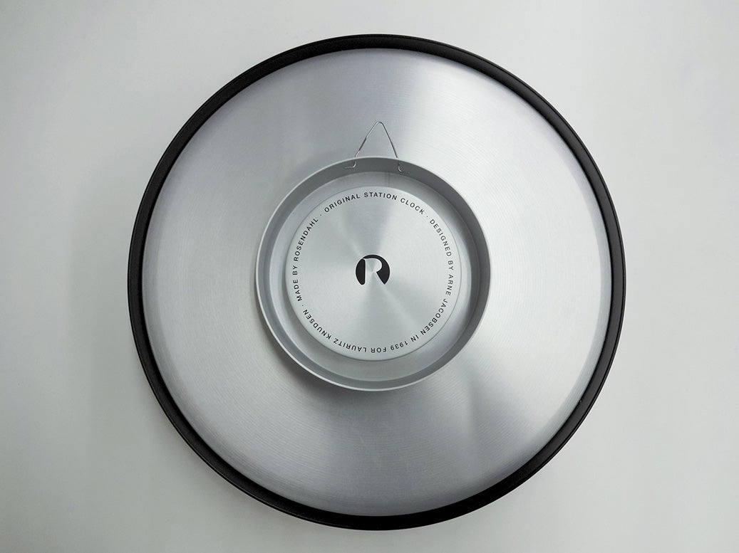 ARNE JACOBSEN Wall Clock Station Wall Clock Wall Clock Clock Stylish Cute Scandinavian Black