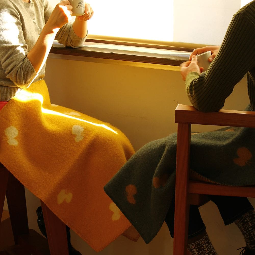 KLIPPAN Authentic Wool Mini Blanket CHOUCHO birds in the snow Lap Blanket Mina Perhonen Cute Stylish Nordic