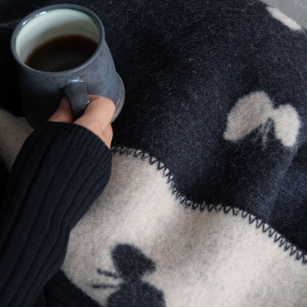 KLIPPAN Authentic Wool Mini Blanket CHOUCHO birds in the snow Lap Blanket Mina Perhonen Cute Stylish Nordic