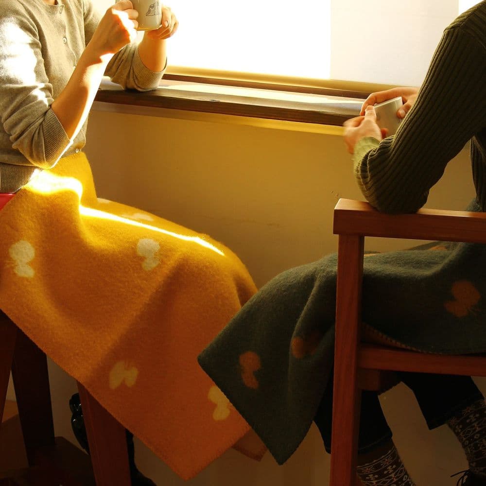 KLIPPAN Authentic Wool Mini Blanket CHOUCHO birds in the snow Lap Blanket Mina Perhonen Cute Stylish Nordic