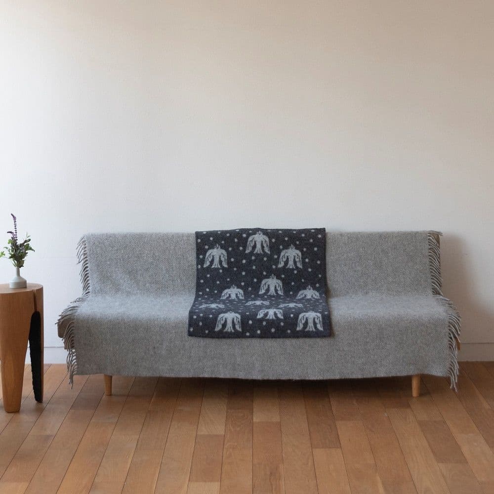 KLIPPAN Authentic Wool Mini Blanket CHOUCHO birds in the snow Lap Blanket Mina Perhonen Cute Stylish Nordic