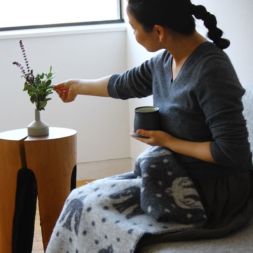 KLIPPAN Authentic Wool Mini Blanket CHOUCHO birds in the snow Lap Blanket Mina Perhonen Cute Stylish Nordic