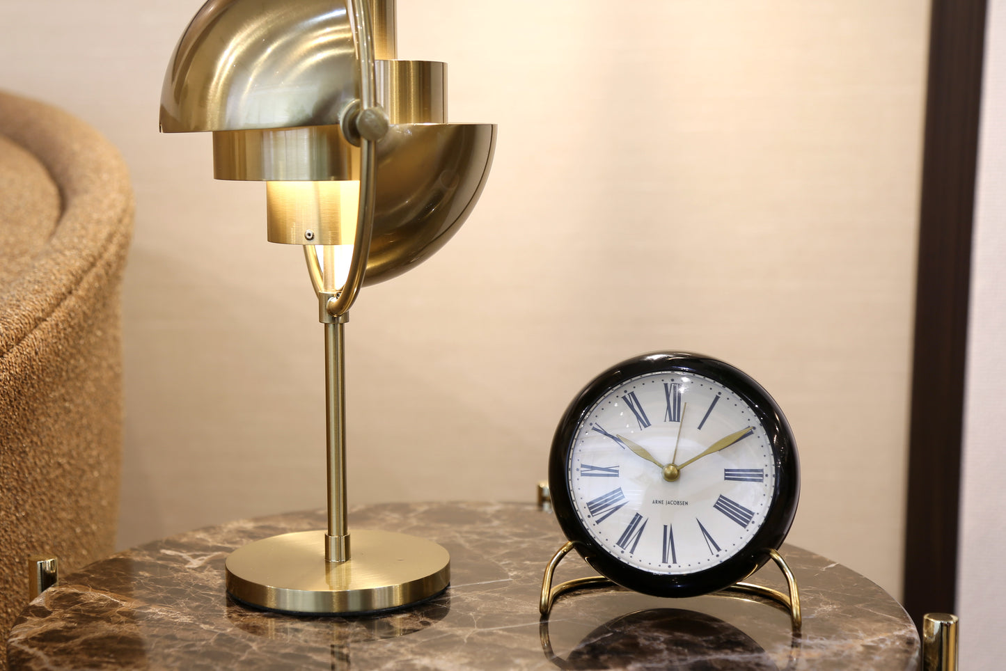 ARNE JACOBSEN TABLE CLOCK ROMAN CLASSIC 【リミテッド エディション】アルネ・ヤコブセン テーブルクロック ローマン クラシック