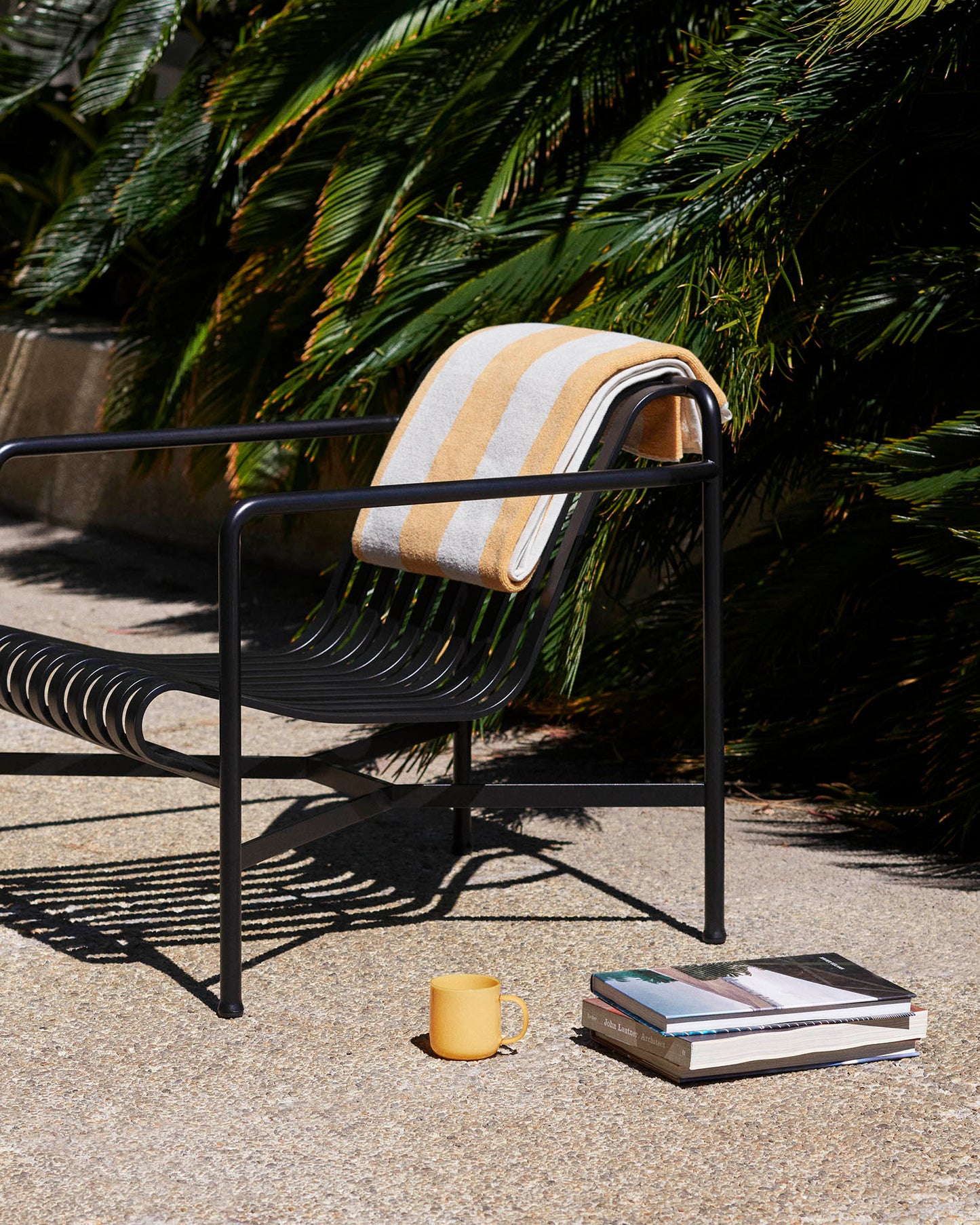 HAY ヘイ PALISSADE LOUNGE CHAIR LOW パリサード ラウンジチェア ロウ アウトドア チェア アウトドア家具 おしゃれ 北欧 アイアンチェア
