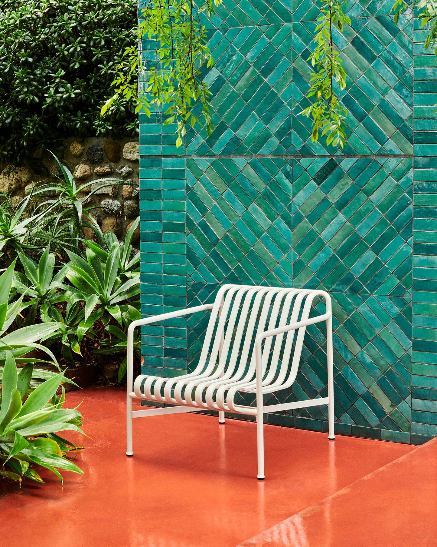 HAY ヘイ PALISSADE LOUNGE CHAIR LOW パリサード ラウンジチェア ロウ アウトドア チェア アウトドア家具 おしゃれ 北欧 アイアンチェア