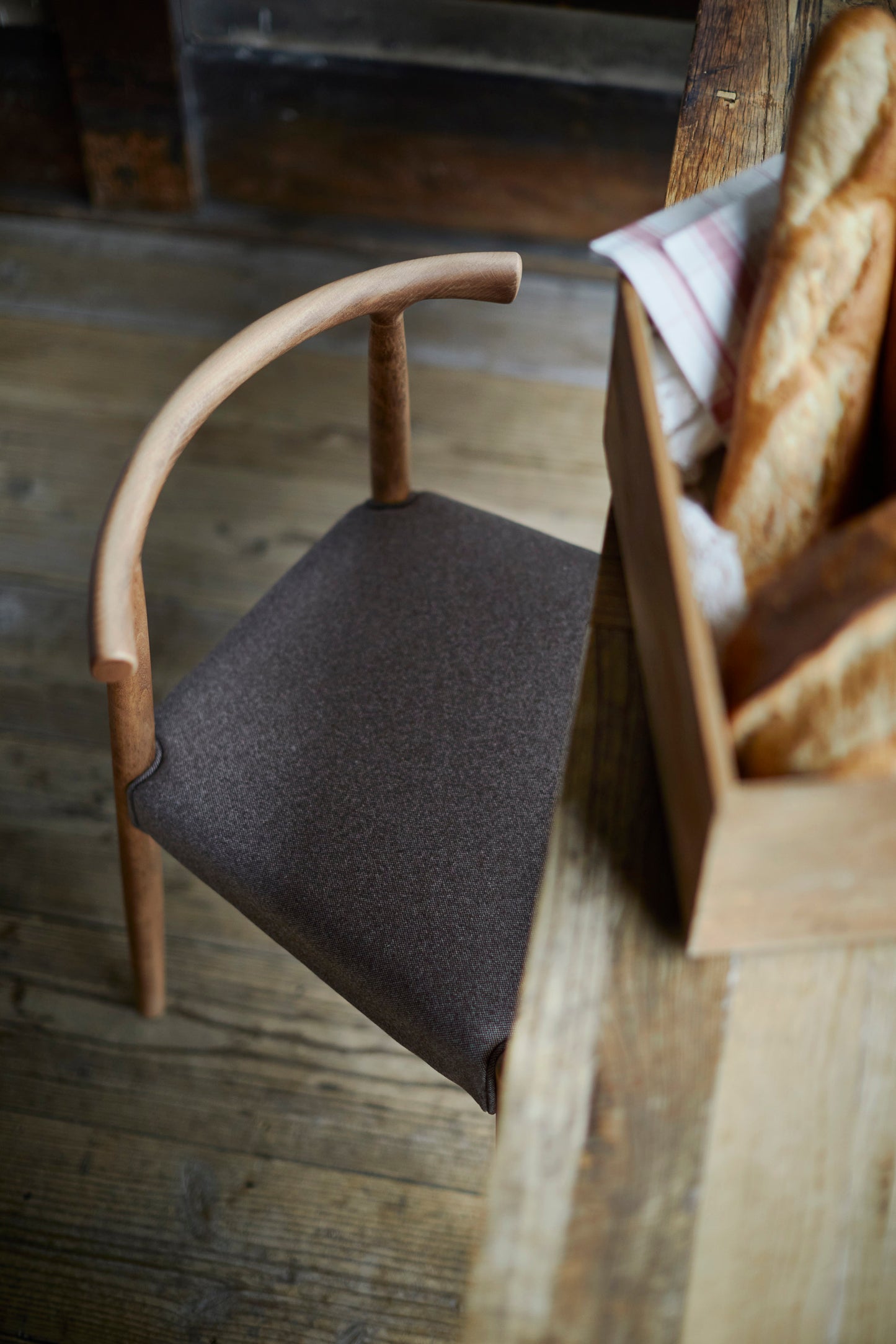 Akita Mokko Dining Chair Windsor Chair No. 500 Beech Wood Walnut Color Cafe Chair Wooden Chair Bentwood Furniture