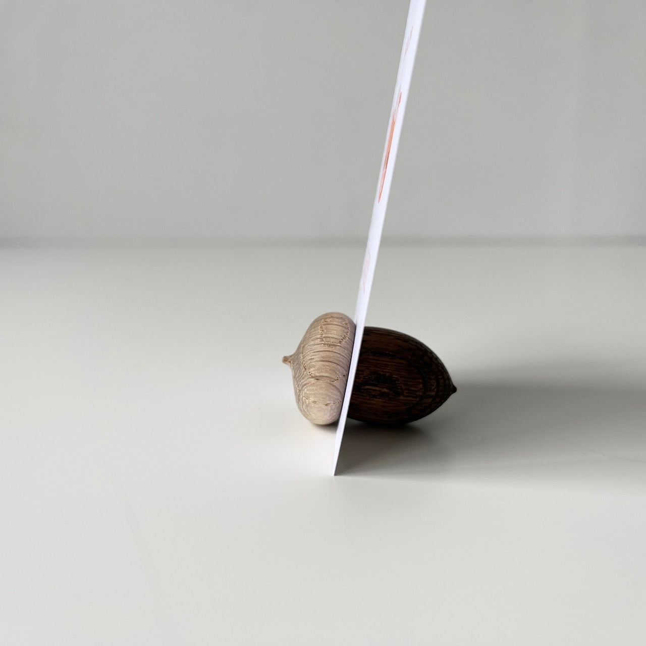 oak village オークヴィレッジ どんぐりカードスタンド カードスタンド