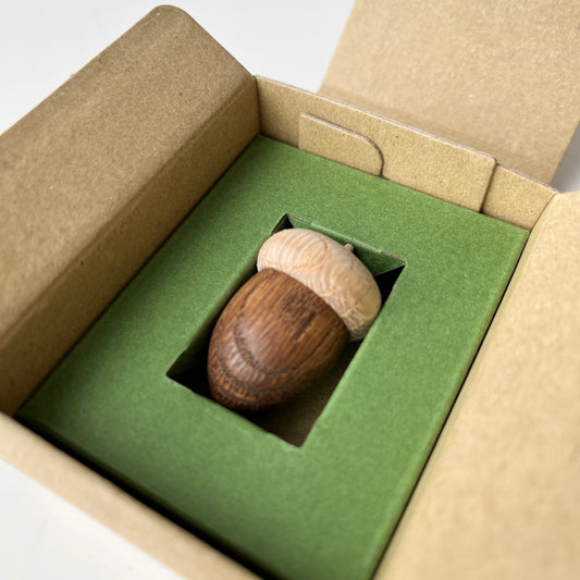 Oak Village Acorn Card Stand, Card Stand, Photo Stand, POST Card Stand, Wooden Card Stand, Craft, Woodworking Products